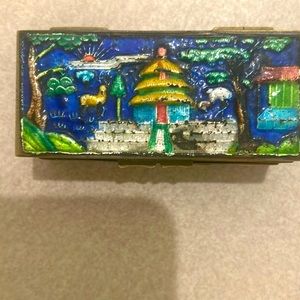 Antique Chinese cloisonné trinket box.